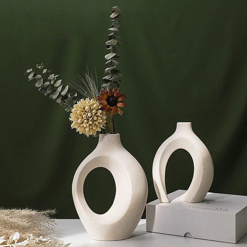 Nordic Hollow Vase Set